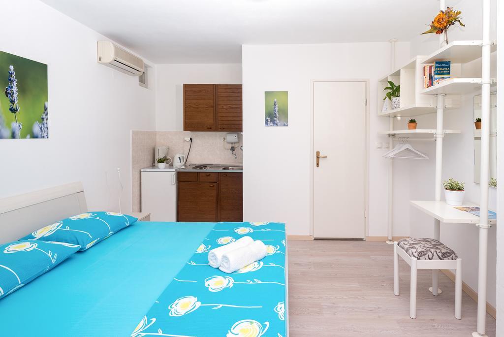 Apartments Olive Tree Χβαρ Εξωτερικό φωτογραφία