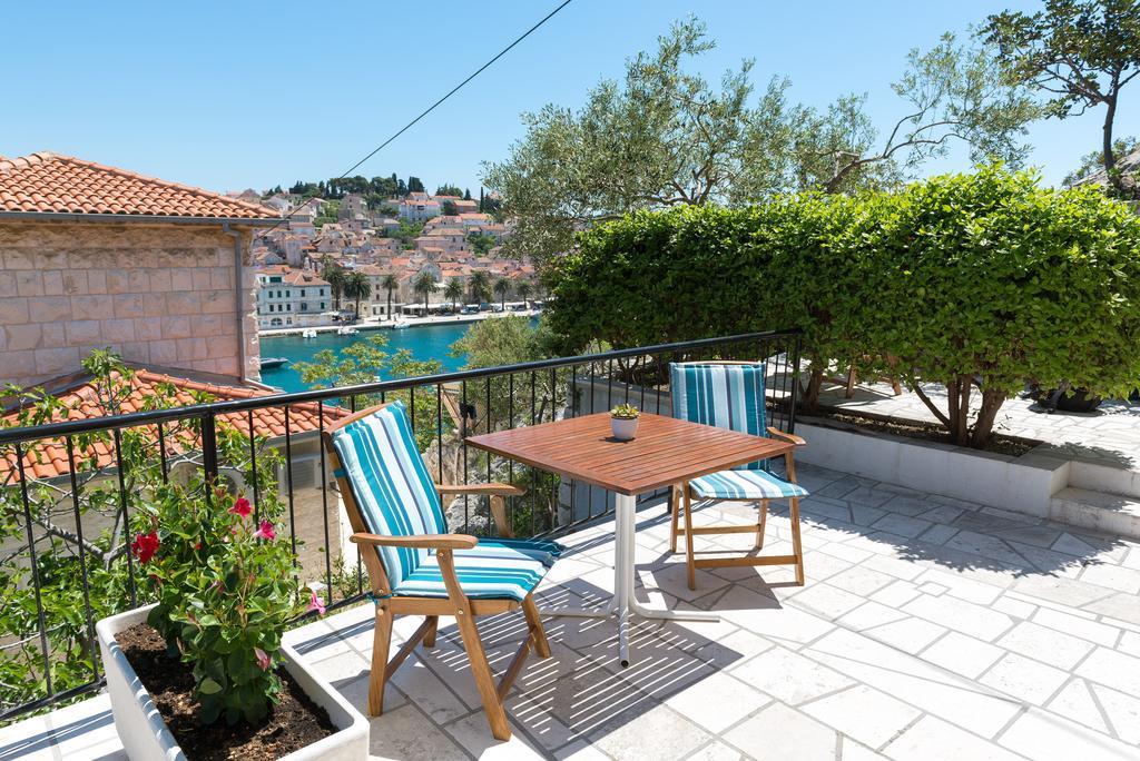 Apartments Olive Tree Χβαρ Εξωτερικό φωτογραφία